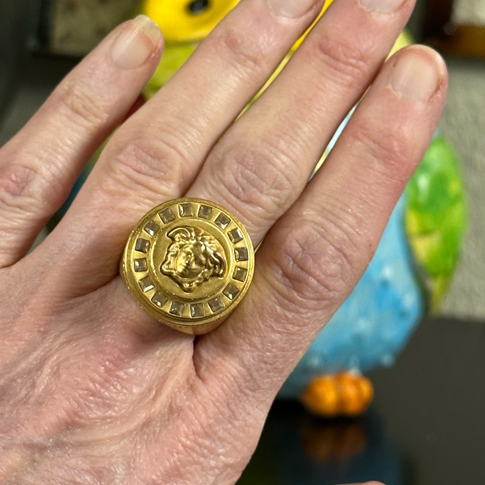 Authentic Versace Ring. - image 7
